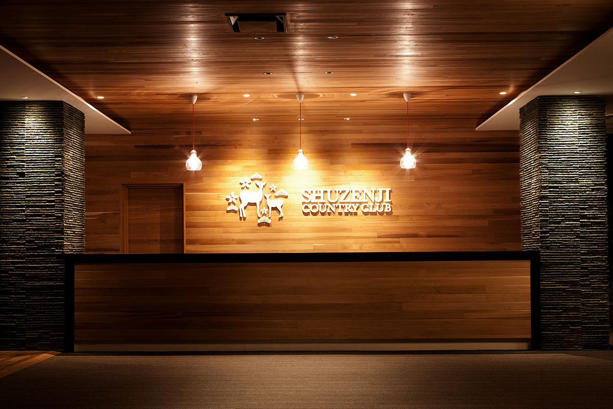 フロントデスク