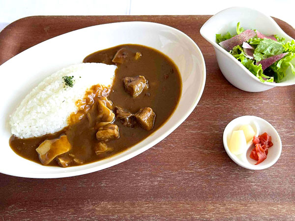 牛すじ煮込みカレー